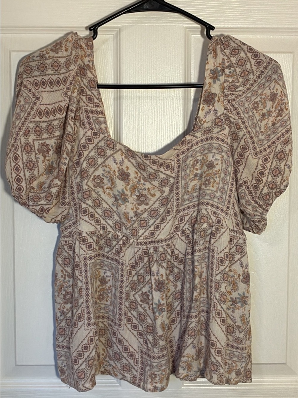 Paper Crane Cream Floral Puff-Sleeve Blouse with Brown & Blue Accents